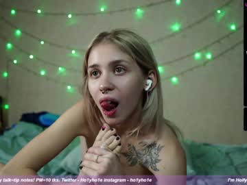 webcam girl ho1yh01e live cam image #4815763