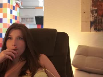 webcam girl bitter_moon live cam image #12121529