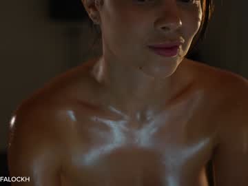 webcam girl tifalock_ live cam image #10999855