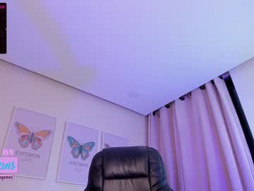 webcam girl salomee_11 live cam image #1912335