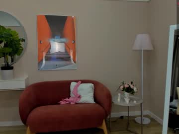 webcam girl chloe_catherine_mykers live cam image #3687510