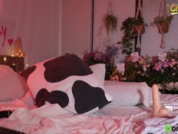 webcam girl _deepthroatgalactica live cam image #5139330