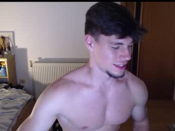 webcam man _alexanderwilliams live cam image #7019801