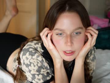 webcam girl ellaa91 live cam image #3523552