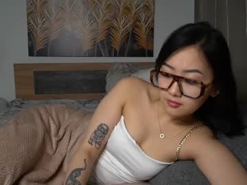 webcam girl refined_style live cam image #9024132