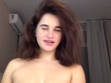 webcam girl ella_hey live cam image #4312802