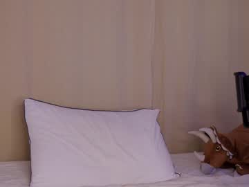 webcam girl meadowthayer live cam image #930426