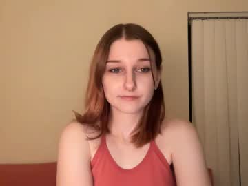 webcam girl tinytittytia live cam image #9980188