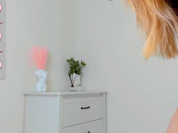 webcam girl molly__meow live cam image #9059514