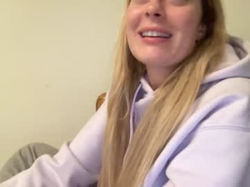webcam girl meganmonett live cam image #3882444