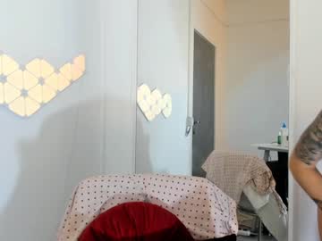 webcam girl hotfallingdevil live cam image #1739239