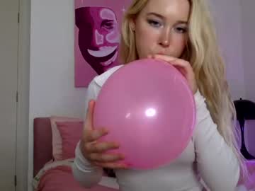 webcam girl tastytilly live cam image #5029022