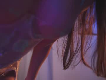 webcam girl lucie_beltran live cam image #8591255