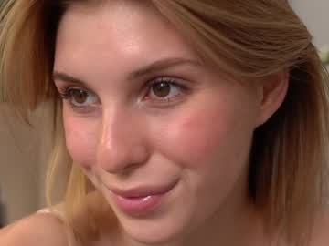 webcam girl refined_style live cam image #10756796