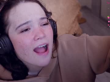 webcam girl chery_lady22 live cam image #5401263
