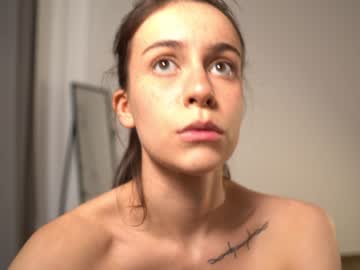 webcam girl aria_diaz live cam image #9018932