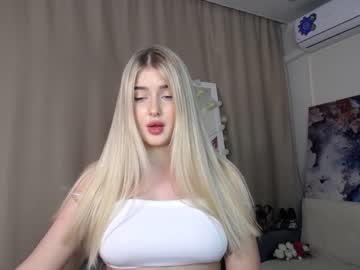 webcam girl cute18cute live cam image #1874538