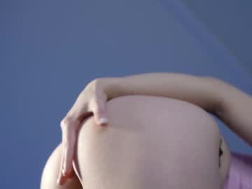webcam girl april_blush live cam image #12163709