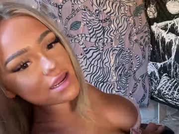 webcam girl ari_02 live cam image #7201367