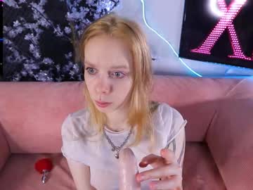 webcam girl kitnessky live cam image #12403145