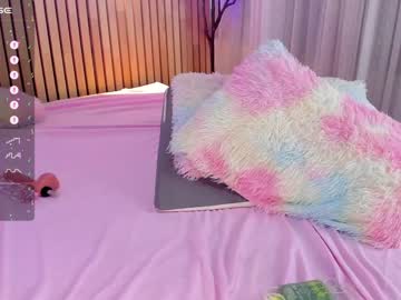 webcam girl little_effy18 live cam image #8803481