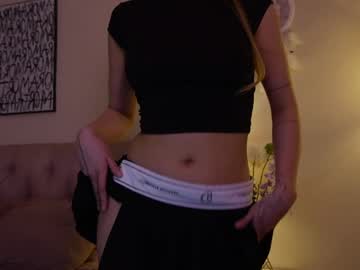 webcam girl sarasuo live cam image #10830875