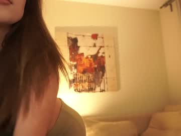 webcam girl bitter_moon live cam image #12084273