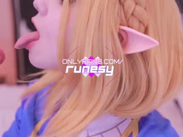 webcam girl runesy live cam image #7856692