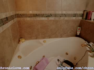 webcam girl chroniclove live cam image #2293857