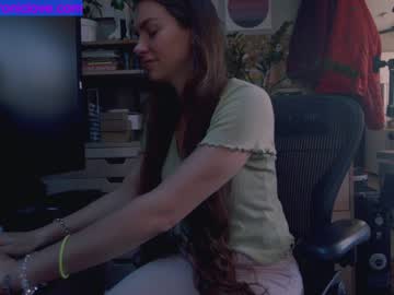 webcam girl chroniclove live cam image #3480267