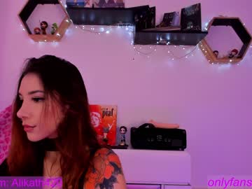 webcam girl thecosmicgirl live cam image #8453774