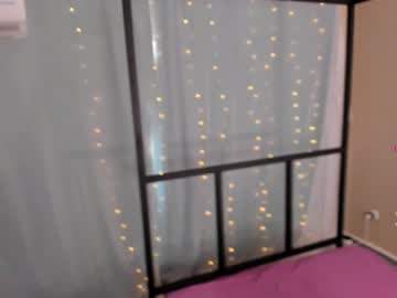 webcam girl sinacampby live cam image #2796439