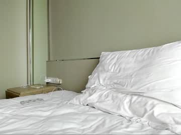 webcam girl asiangirlandwhiteguy live cam image #2612211
