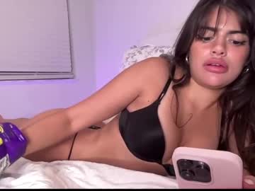 webcam girl poutyselena live cam image #10316919