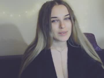 webcam girl petit_kaka live cam image #861900