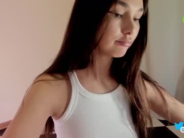 webcam girl hollyextra live cam image #7553812