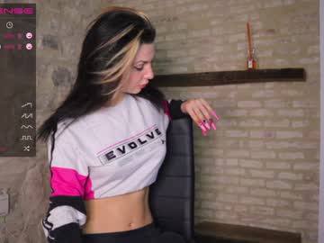 webcam girl welcome2pleasureland live cam image #690409