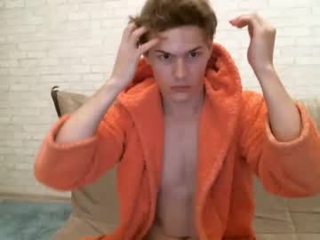 webcam man milkshake_on_body live cam image #962410
