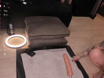 webcam girl angel_face_devil_mind live cam image #11145346