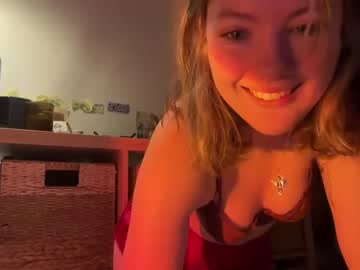 webcam girl sweetlilymari live cam image #8607437