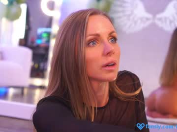 webcam girl eva_fashionista live cam image #5620732