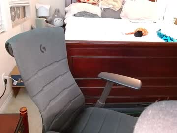 webcam girl thekittykatbar live cam image #6908847