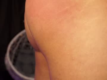 webcam girl emilybatee live cam image #12496369