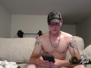 webcam man kylechat live cam image #3065477
