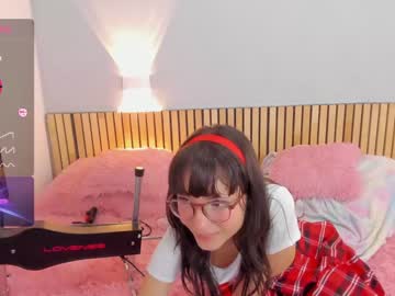 webcam girl little_effy18 live cam image #7284464