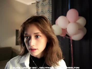 webcam girl taitehambelton live cam image #12899386