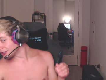 webcam man ironthud live cam image #2849216