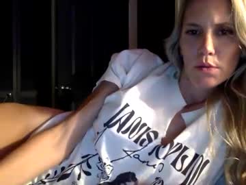 webcam girl veronica_sawyer83 live cam image #11728693