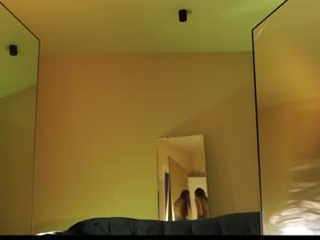 webcam girl _meganmeow_ live cam image #9594051