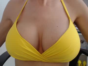 webcam girl eat_mee_out live cam image #2968947